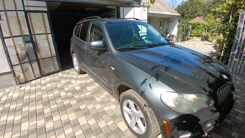 БМВ х5 е70 35д бітурбо