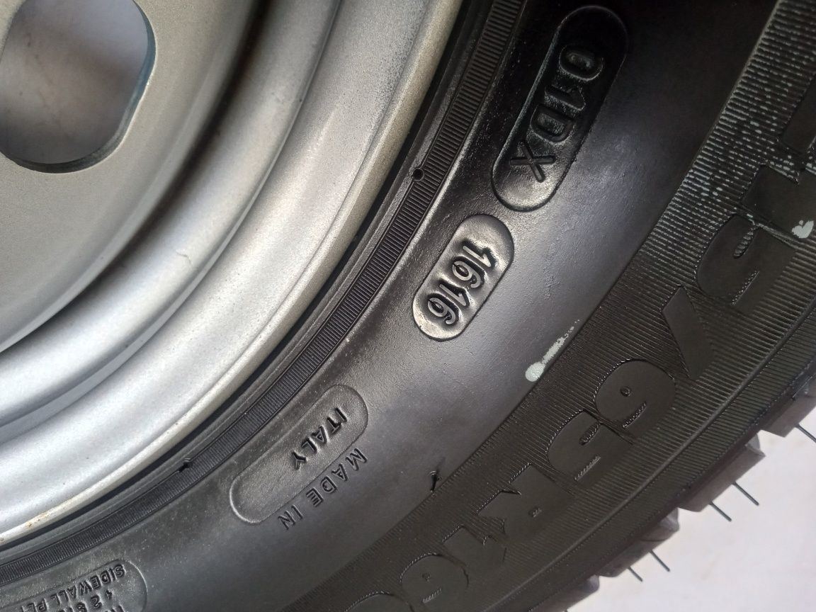 Koło zapasowe opona aTrafic Vivaro Talento 215/65R16c Michelin Agilis
