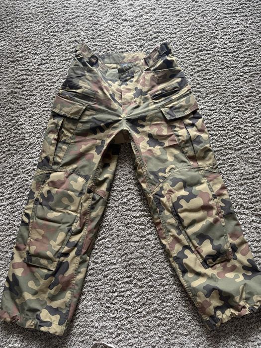 Spodnie HELIKON WOODLAND r.S Regular