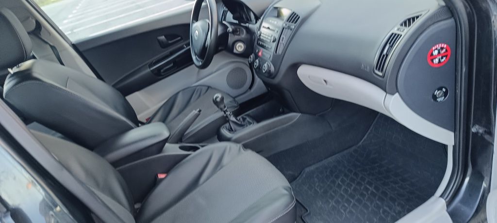 KIA CEED 2007 власник