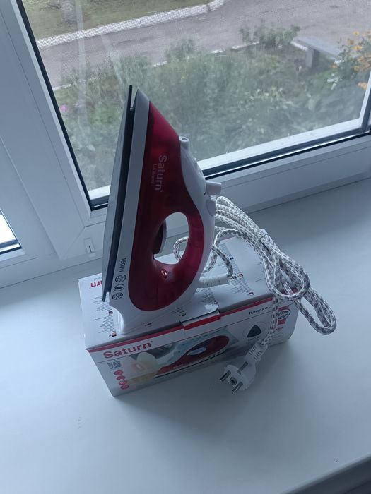 Праска Утюг Saturn