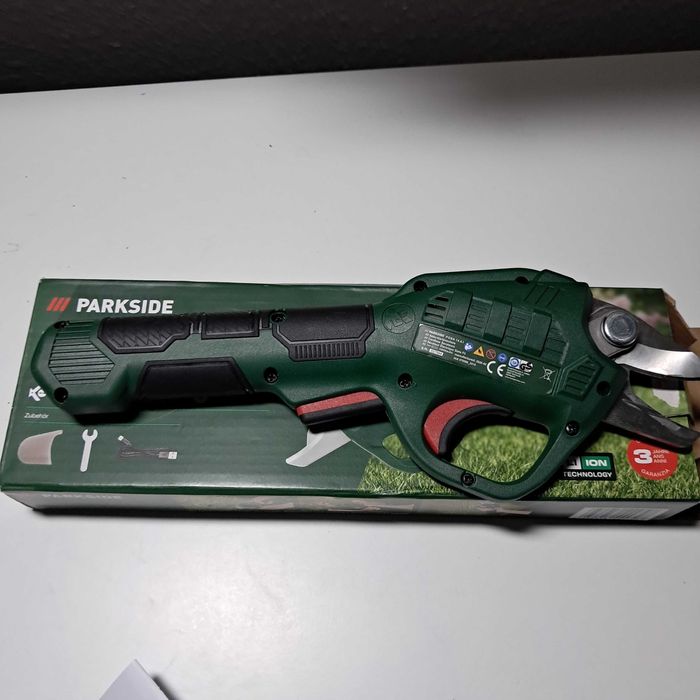 Секатор акумуляторний Parkside.