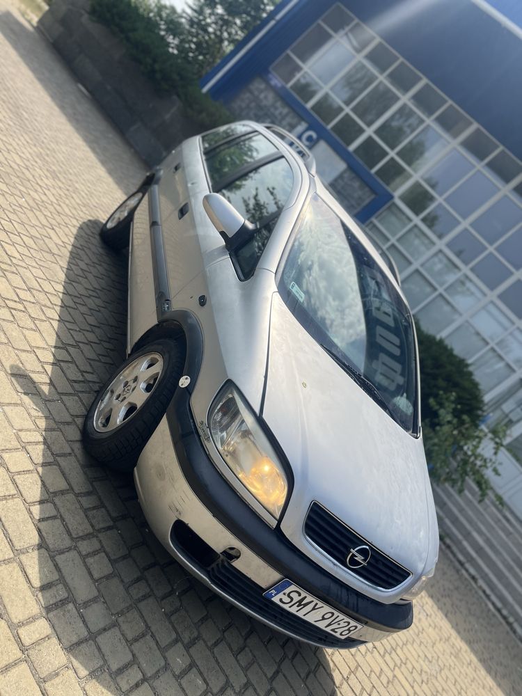 Opel Zafira 2.0TDi мкпп 5-ст