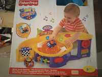 Fisher-Price Tor wyścigowy - Muzyczny wiraż T5123