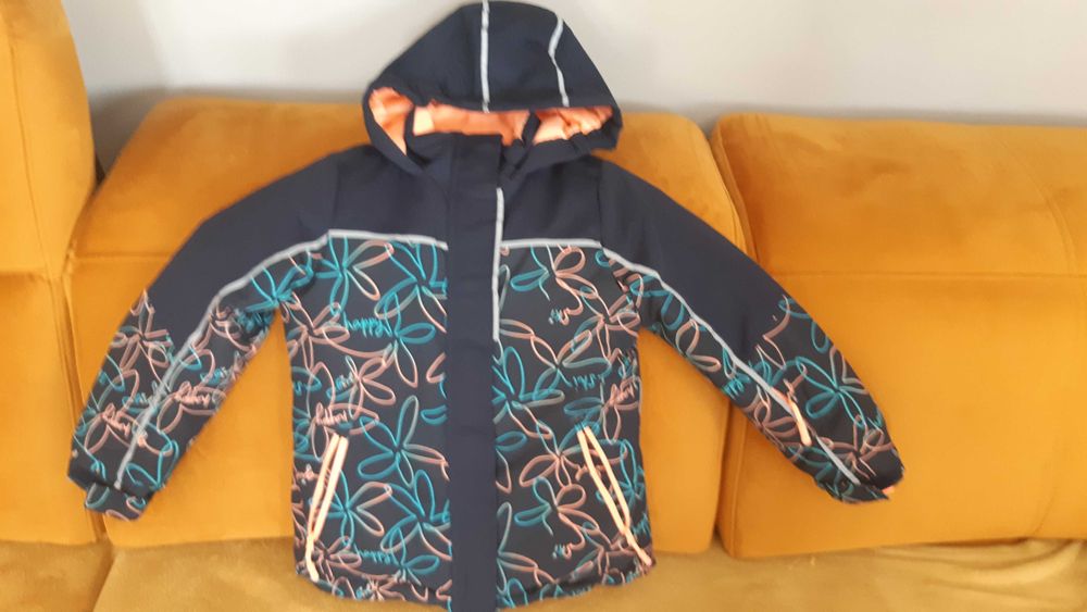 5-10-15 Kurtka zimowa dla dziewczynki 128 jak nowa