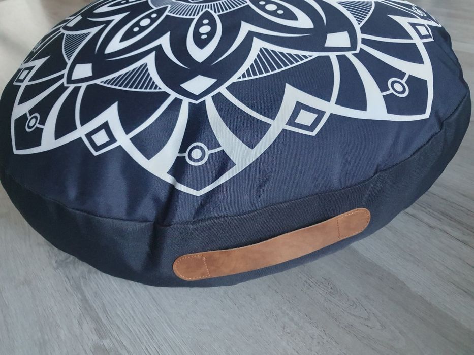 Pufa siedzisko do medytacji również na balkon taras..