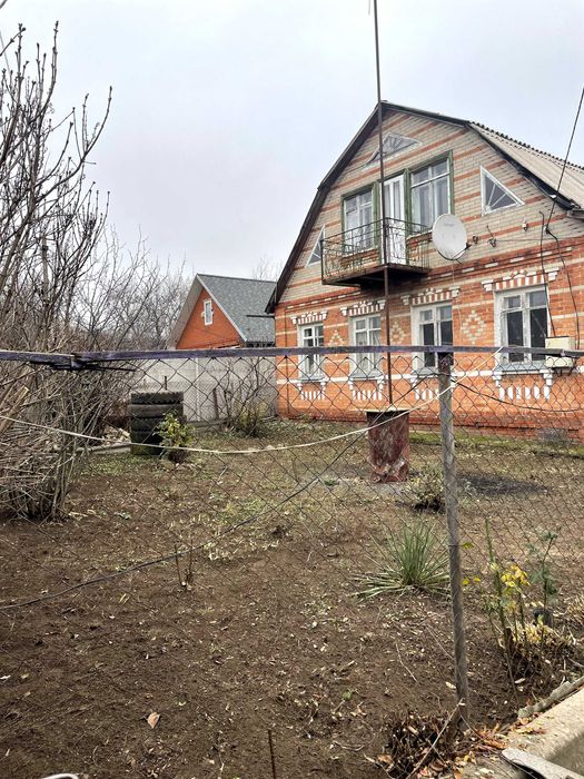 продам дом в Люботине район Гиевка