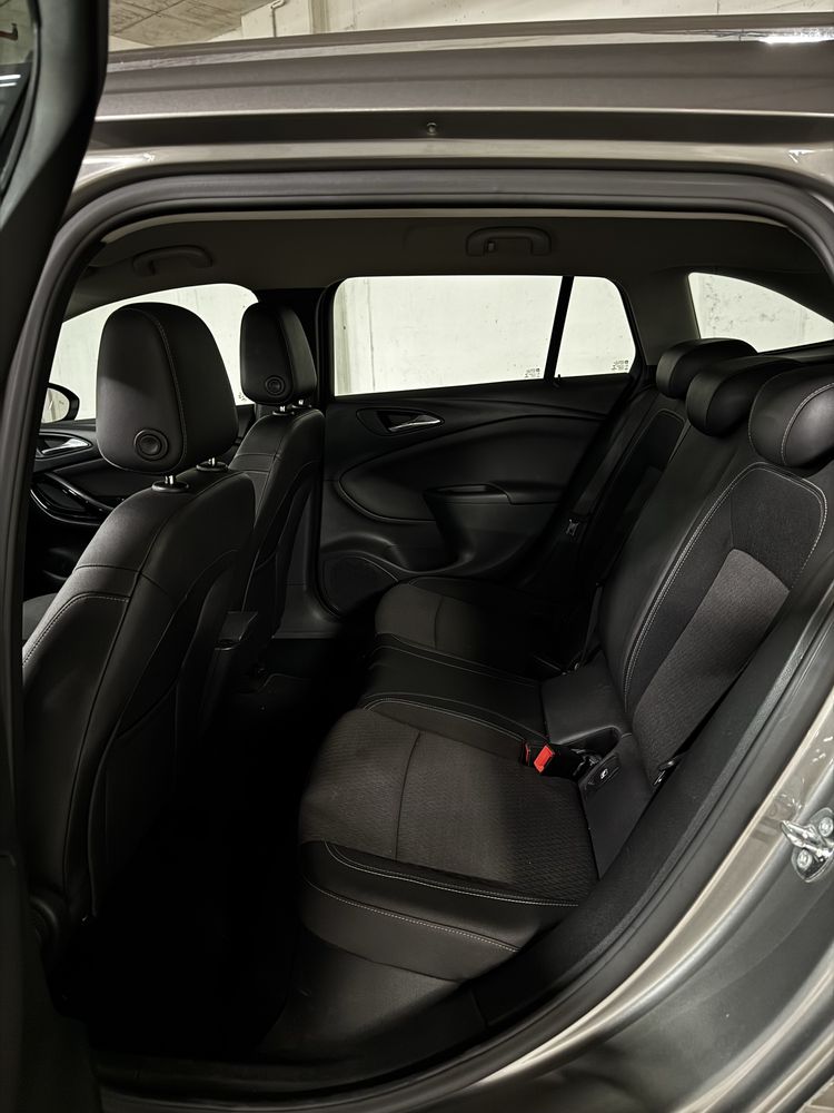 Opel astra 1.6 dyanamic sport