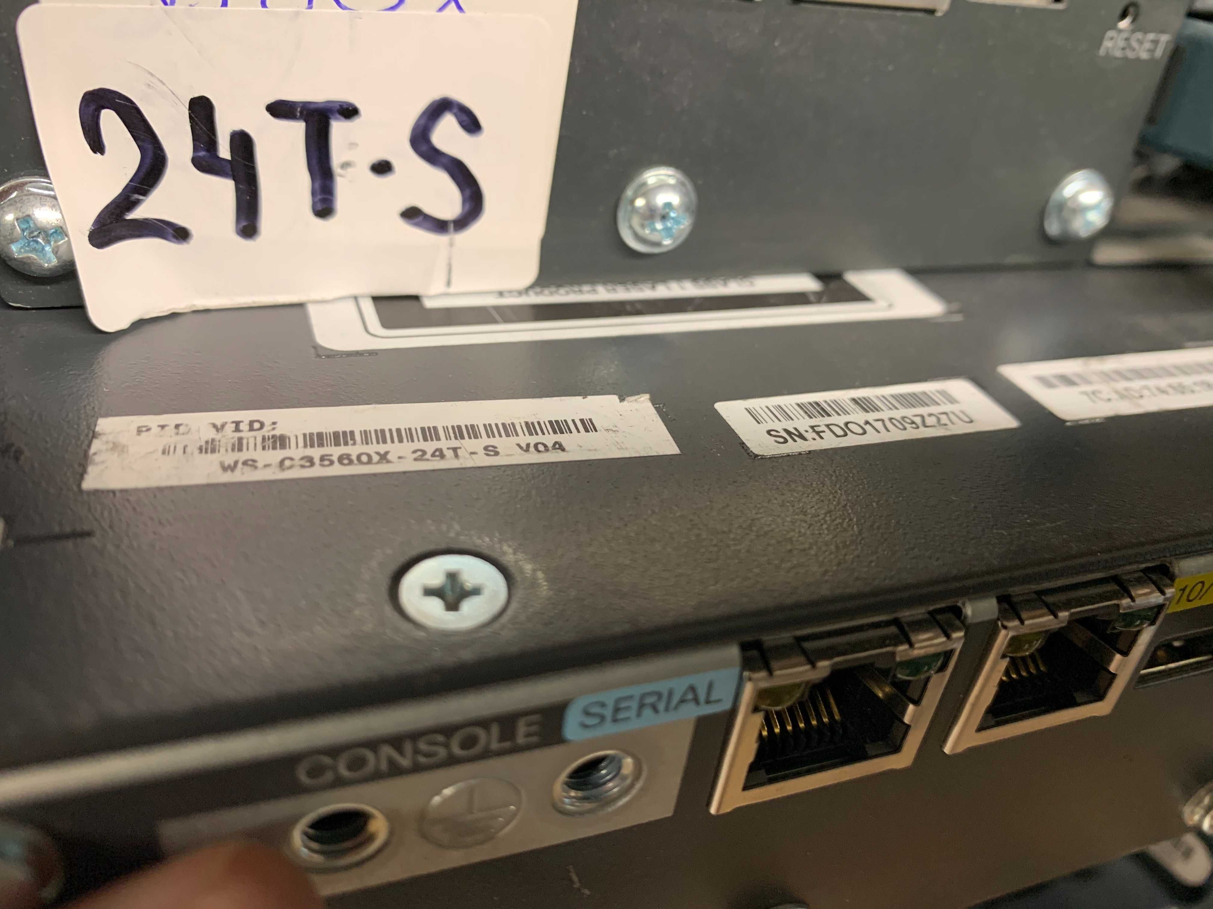 Комутатор Cisco Catalyst WS-C3750X-24T-L Є КІЛЬКІСТЬ