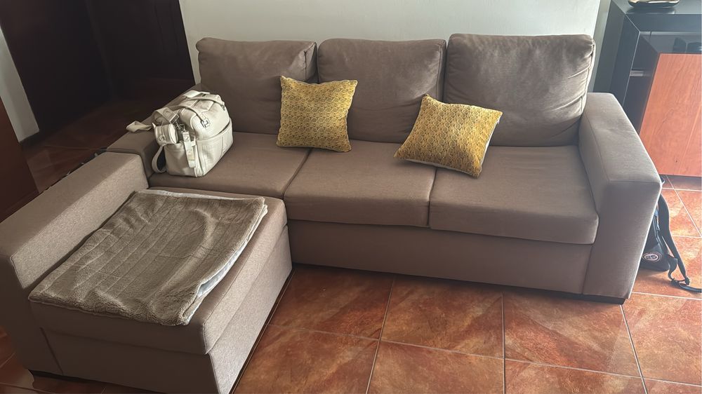 Sofa com Chaise