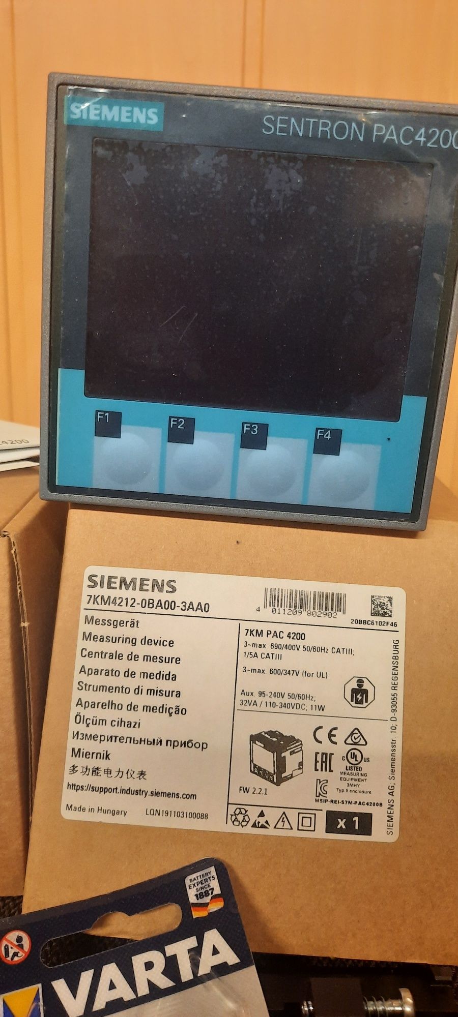 Miernik analizator licznik parametrów sieci Siemens PAC4200
