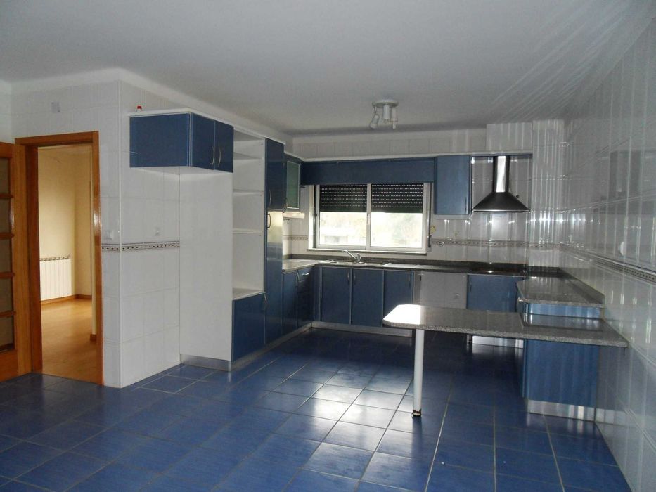 Moradia Isolada T5, Aquecimento Central, Rio de Loba, Viseu