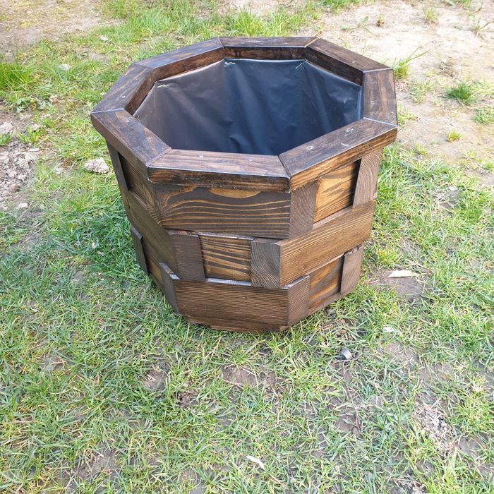 Donica drewniana ośmiokątna