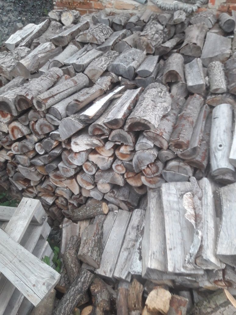 Drewno kominkowe sezonowane  40 cm
