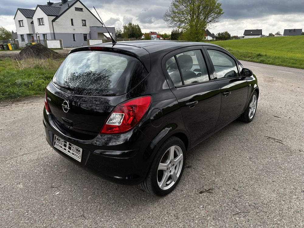 Opel corsa 1.2 benzyna *Bardzo Ładna*