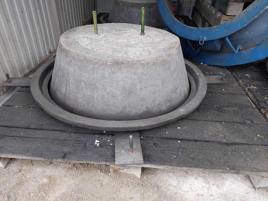 Forma zwężki fi 800 /600/250, forma do kręgów