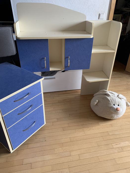 Шкаф, тумбочка, стелаж