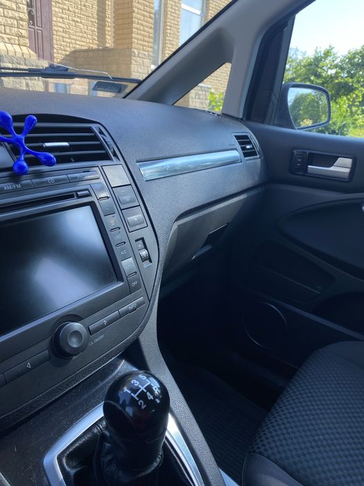 Продам Ford C-Max. Терміновий продаж.