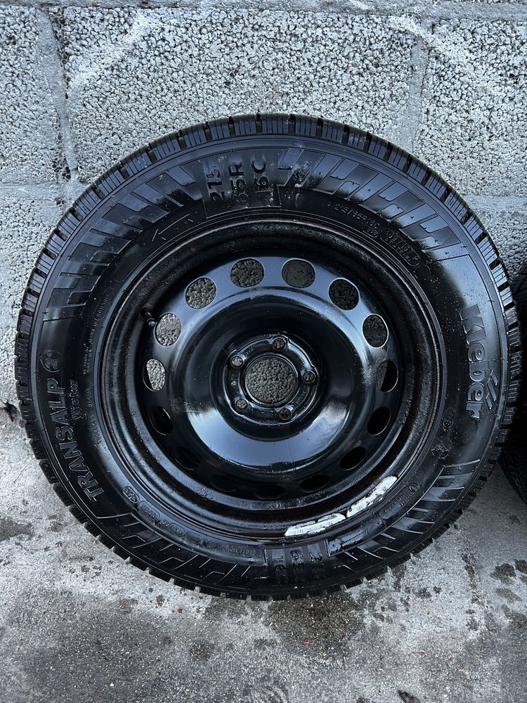 Koła Zimowe R16 5x108 215/65/16C Peugeot Vivaro Proace Citroen Fiat