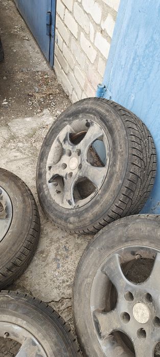 Диски r15 5/114.3 с зимними шинами