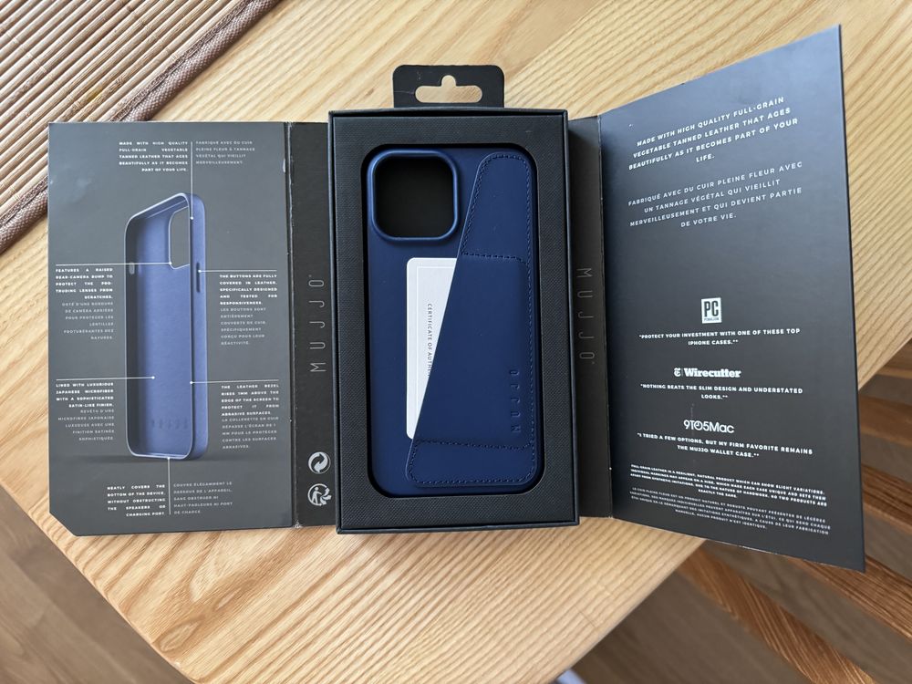 Кожаный чехол на iphone 13 pro max