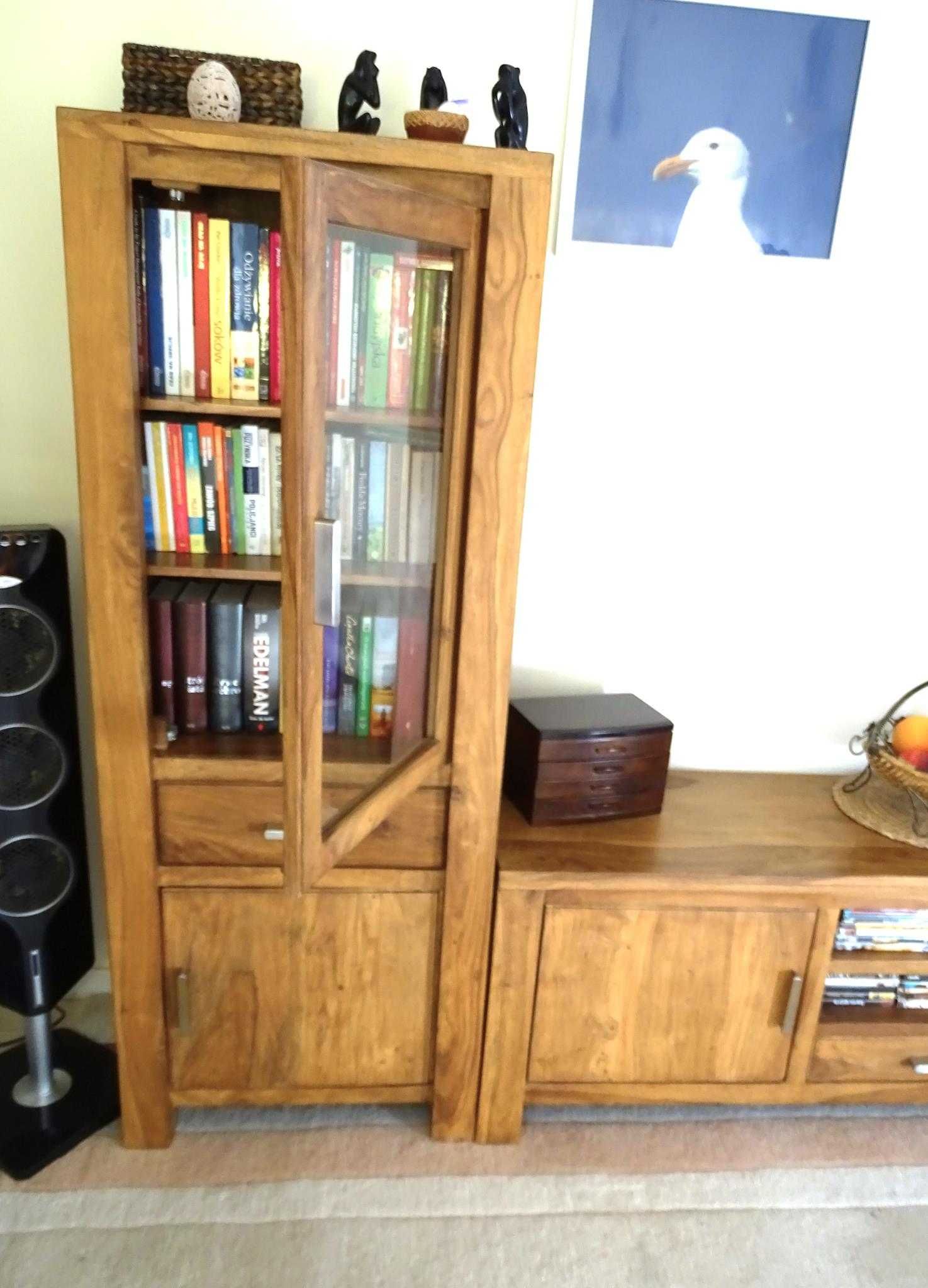 Biblioteczka / witryna kolonialna z drewna MANGO - AlmiDecor - ŚLICZNA