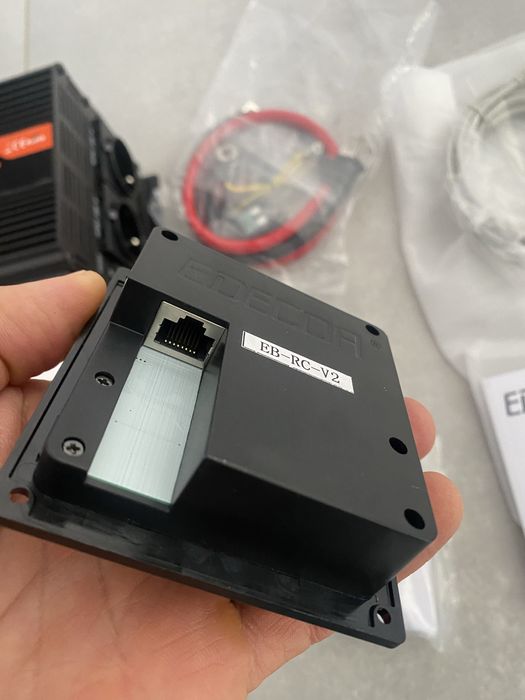 Edecoa Prztwornica 12v-230v 2000w/4000w