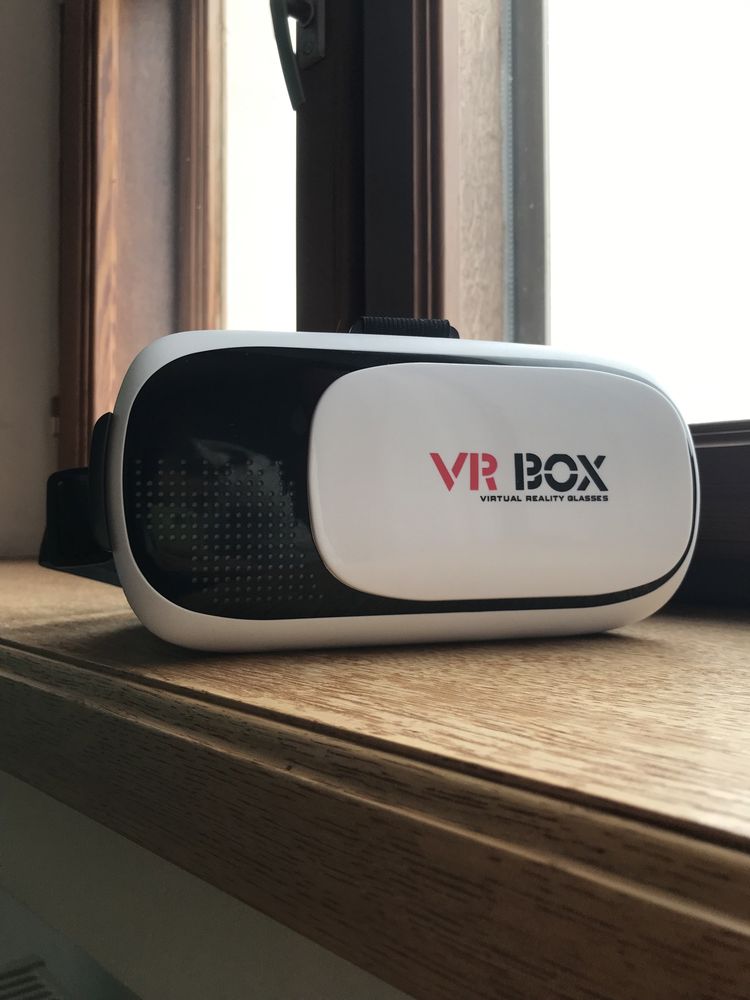 VR box окуляри віртуальної реальності