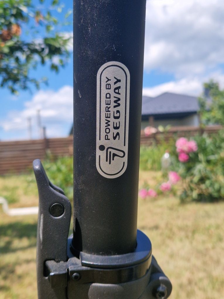 Електросамокат Ninebot