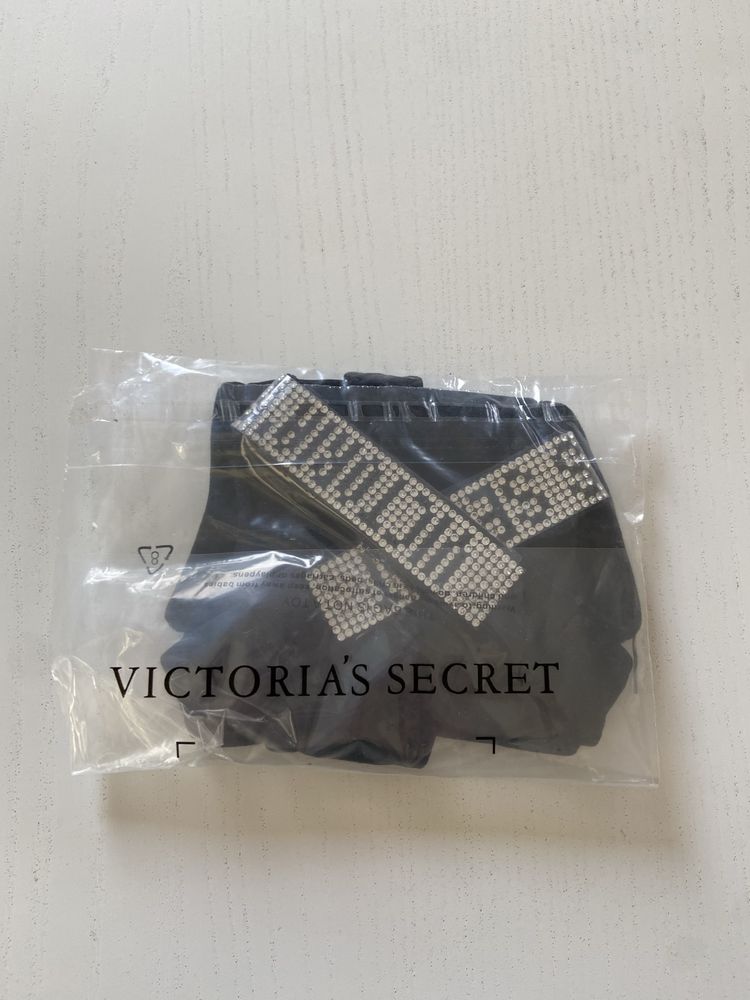 Victoria’S Secret majtki stringi nowe