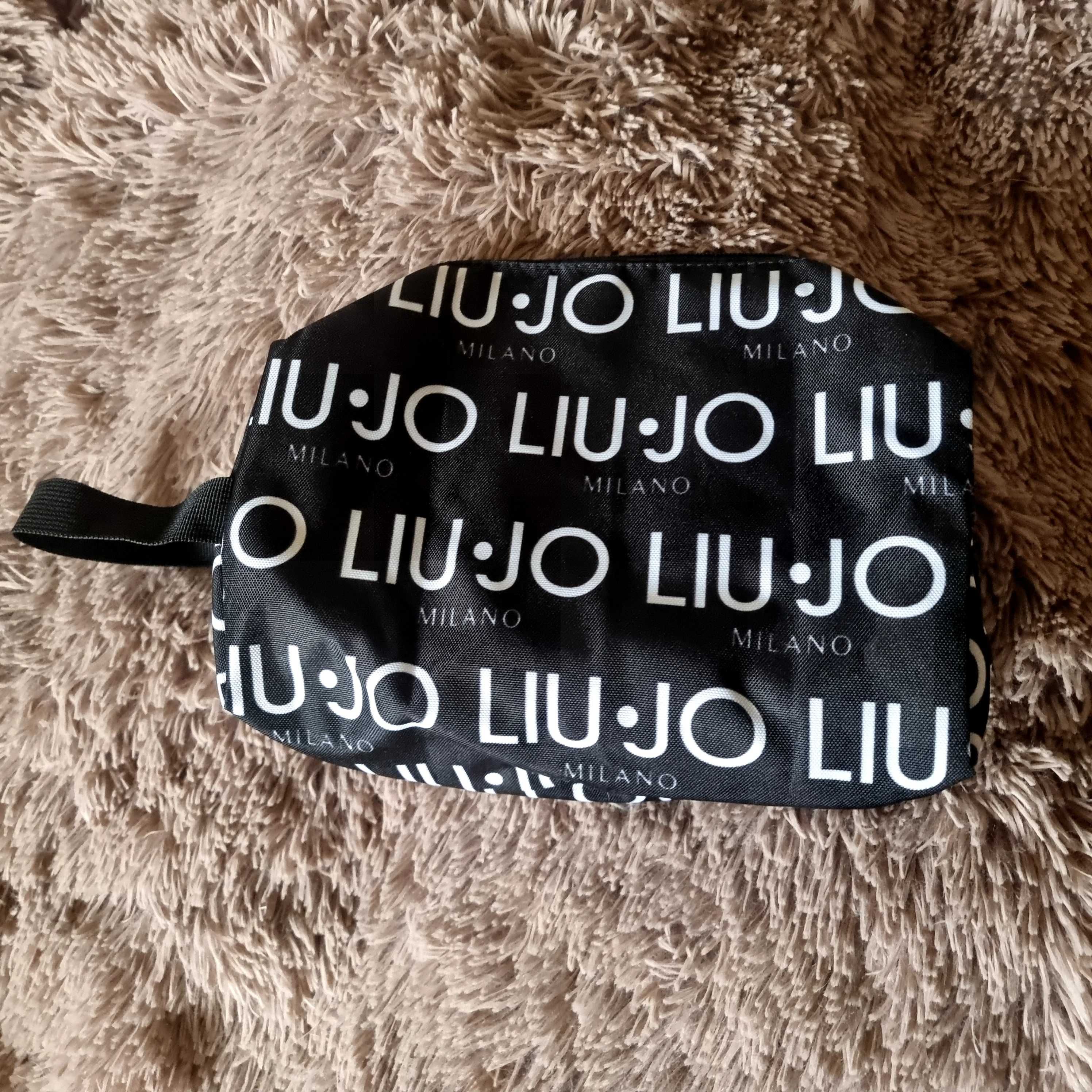 Super kosmetyczka firmy Liu Jo