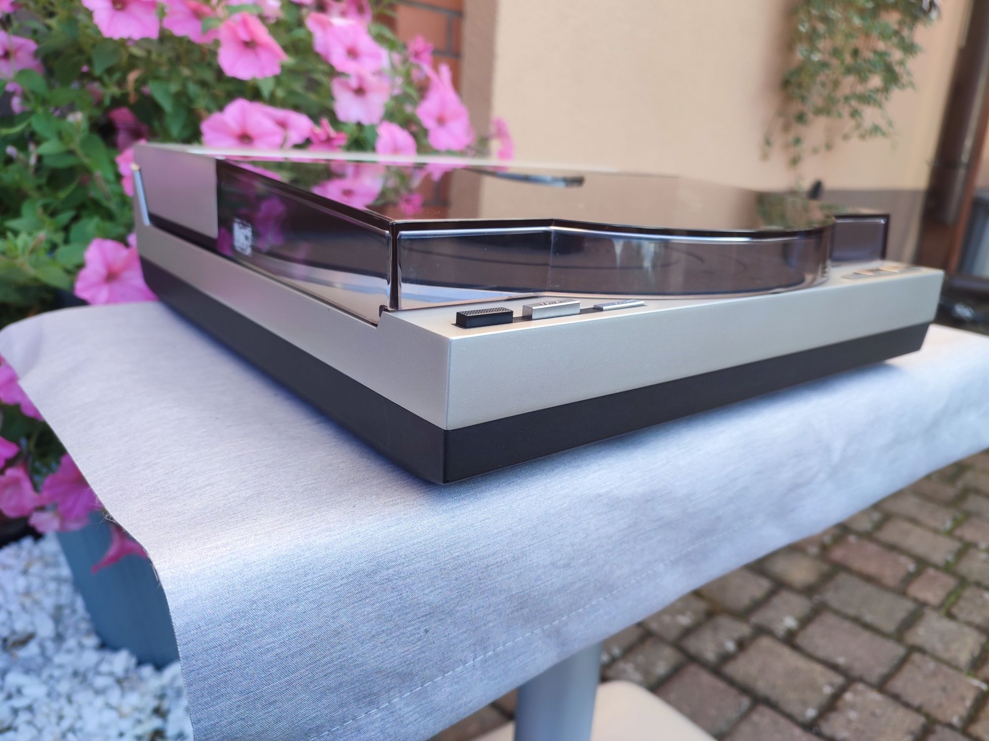 Gramofon Technics SL-7