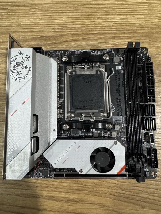 MSI B650 MPG Edge WiFi AM5 ITX материнська плата