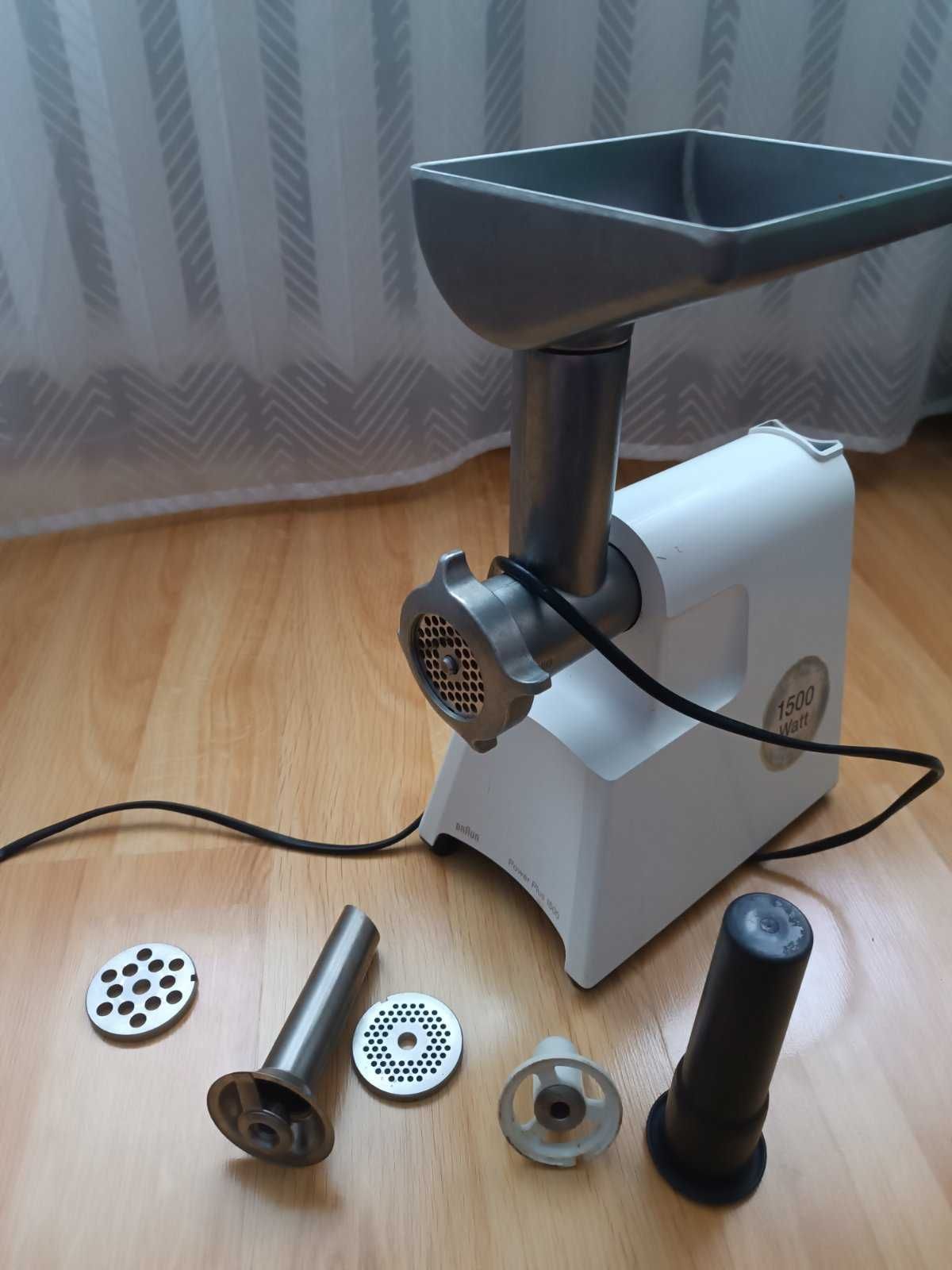 М'ясорубка Braun Power Plus 1500 4195