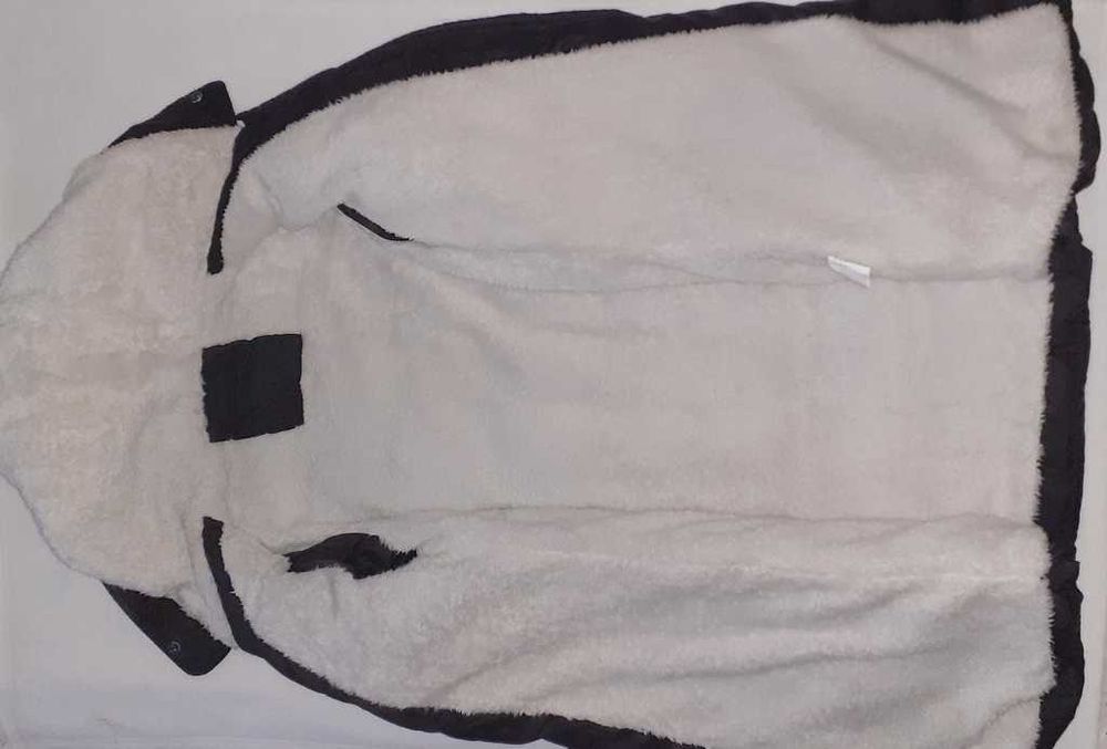 Отличная куртка с капюшоном для девочки, 11-14 лет