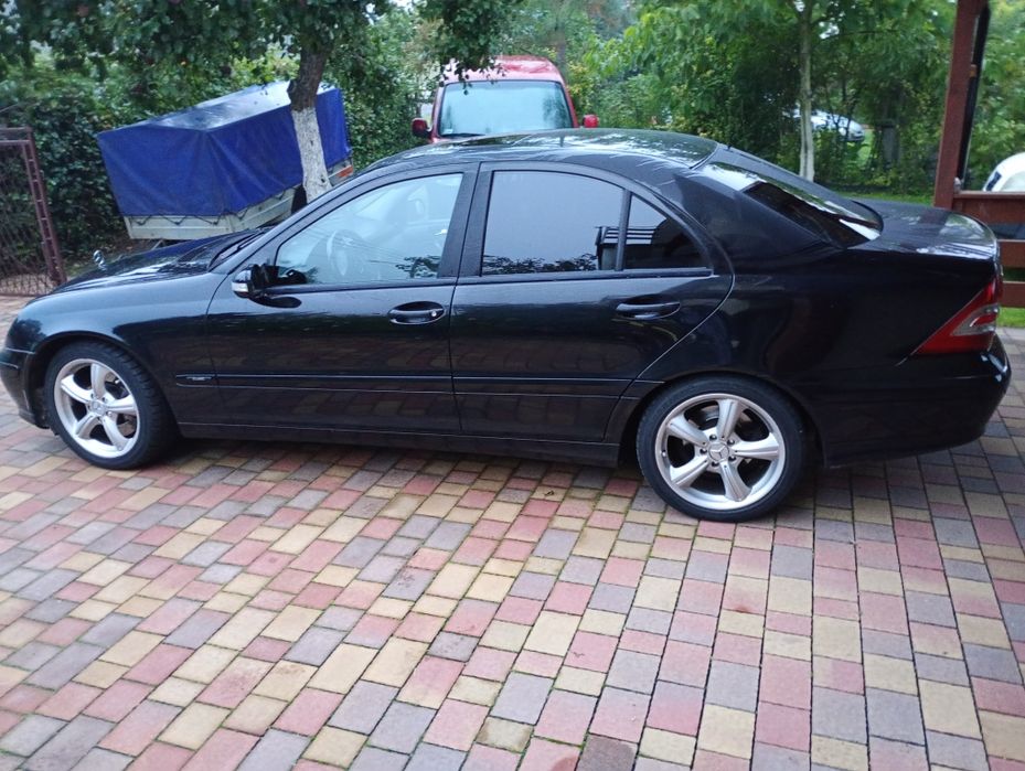 Niezawodny Mercedes w203