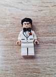 LEGO Bruce Wayne w białym smokingu