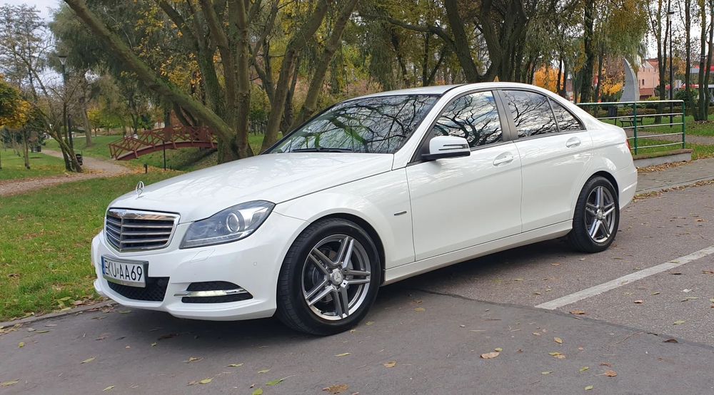 Mercedes-Benz Klasa C Mercedes-Benz C 200 BlueEFFICIENCY 7-G Tronic Salon Polska