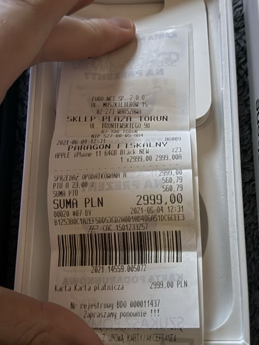 iPhone 11 128 GB – zadbany, komplet, szkło hartowane, dowód zakupu