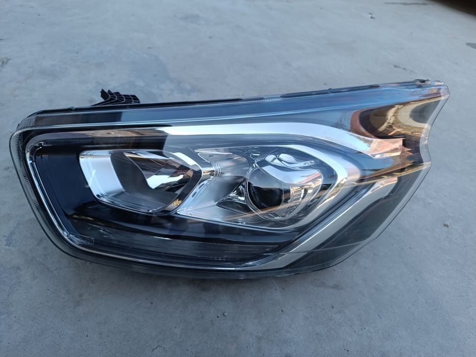 Lampa przód lewa ford custom led