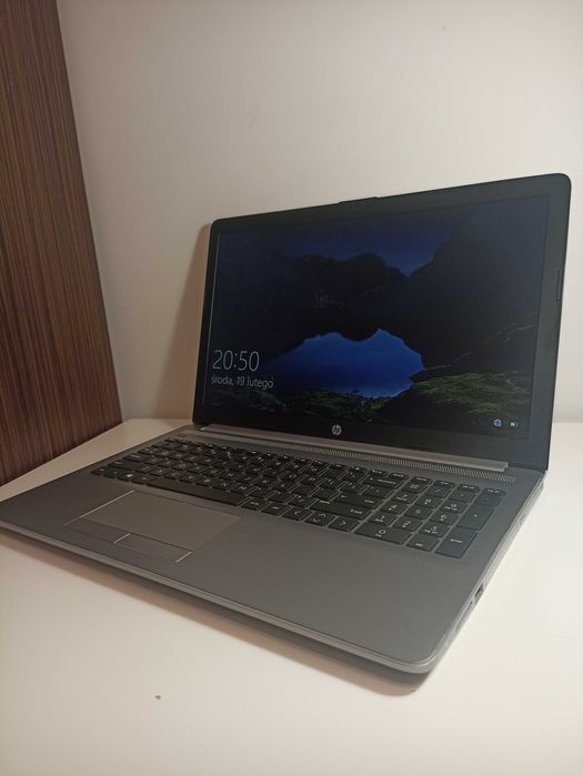 Laptop HP 255 G7 | 15.6'' | AMD A6-9225 | 8GB RAM | 256GB SSD | Win 10