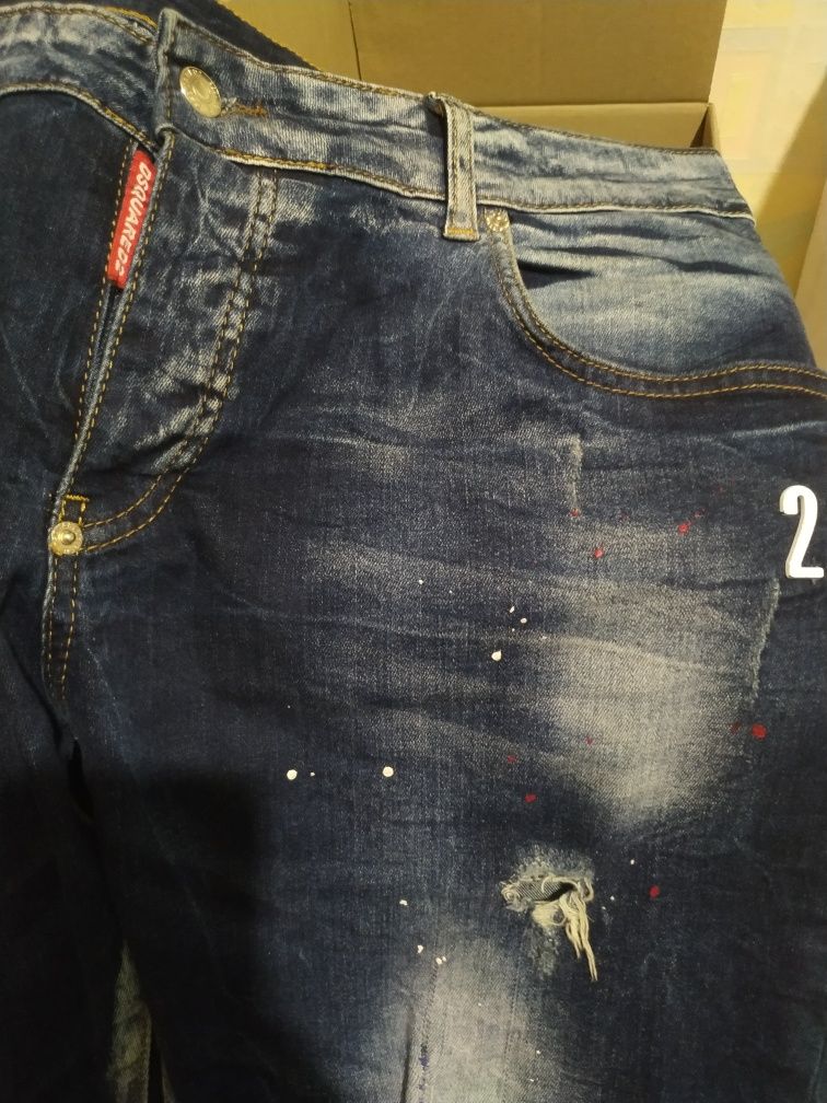 Джинсы DSQUARED 2.
