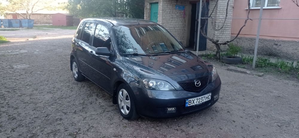 Продам Mazda 2 дизель.