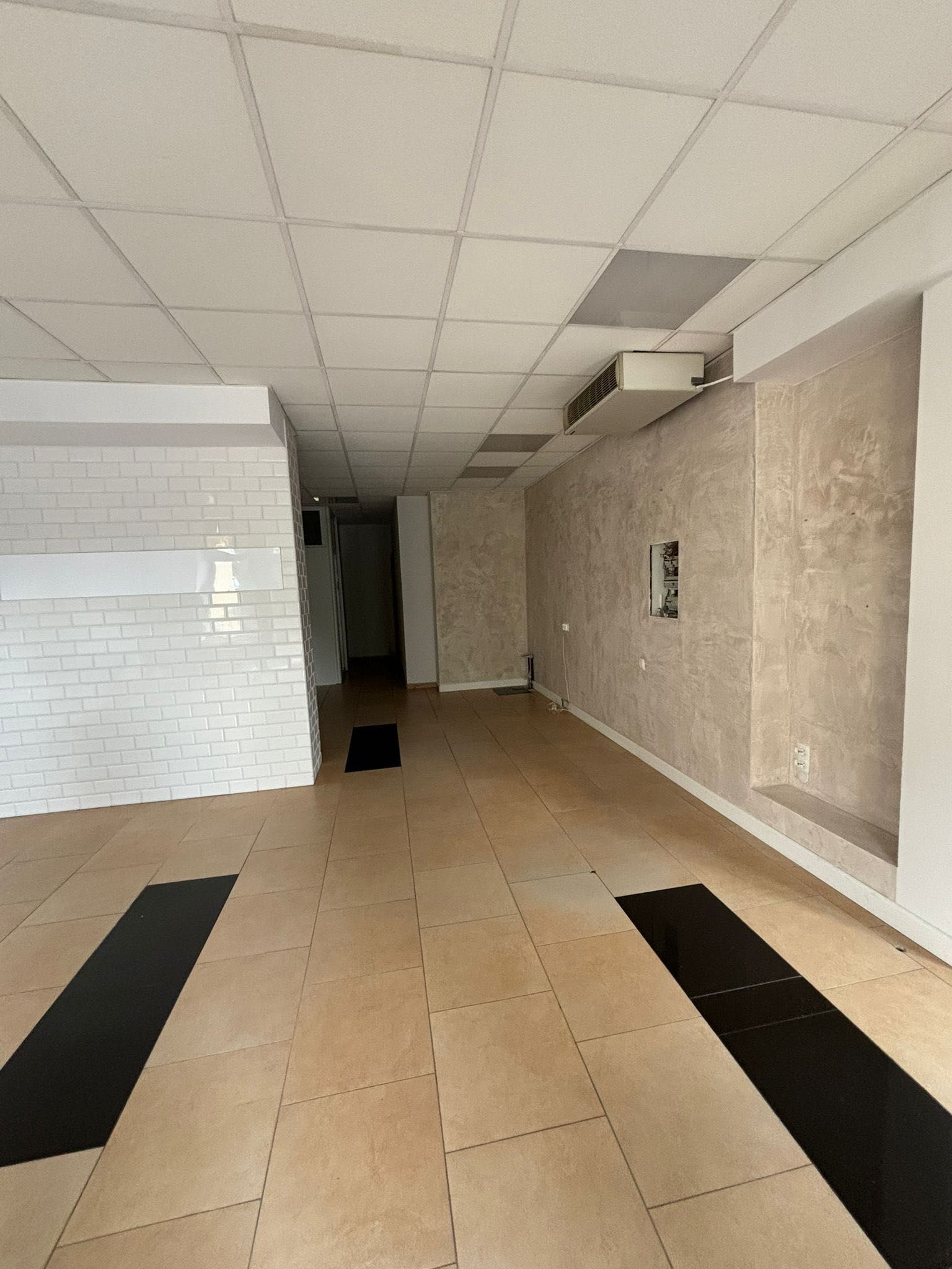 LOKAL USŁUGOWY w ścisłym centrum