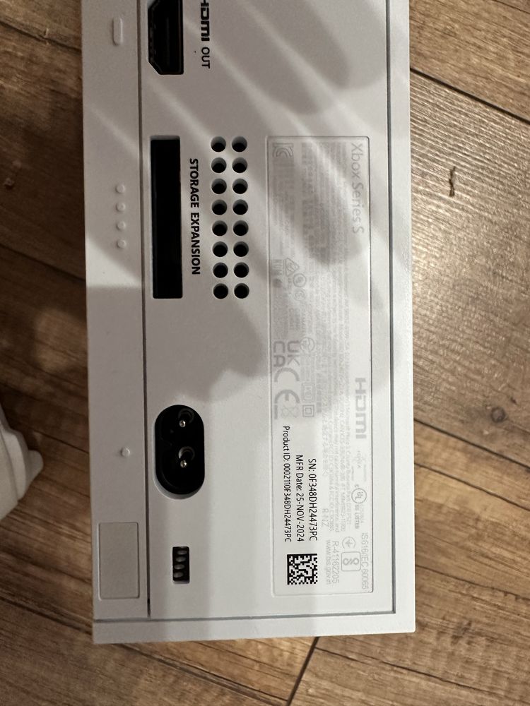 Xbox Series S 512 GB 2 pady Fc 25 gratis