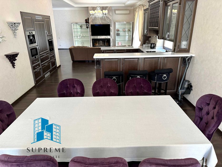 Дом VIP уровня морская сторона Французский бульвар