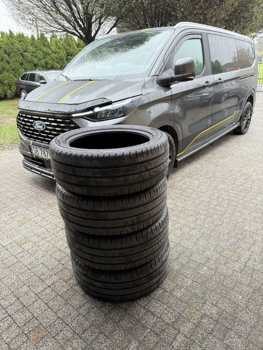 Goodyear Efficientgrip Cargo2  235/50 R19C