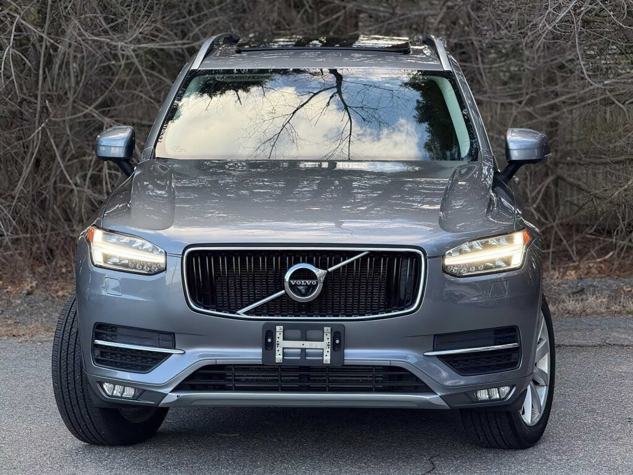 Volvo XC90    2017