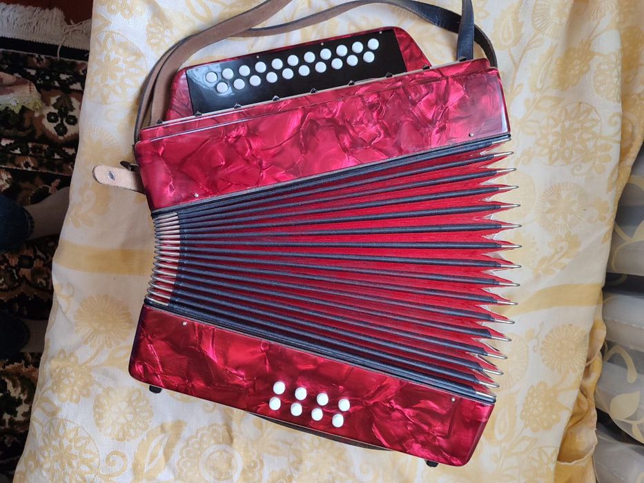 Гармошка, гармонь weltmeister віденський лад (венский строй)