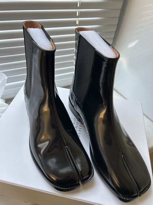 Черные челси таби 42 размер глянцевая кожа